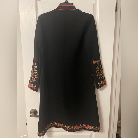 Beautiful traditional light jacket - Picture 2 of 2